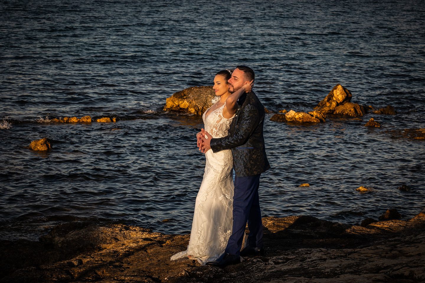 Gli sposi scogli mare